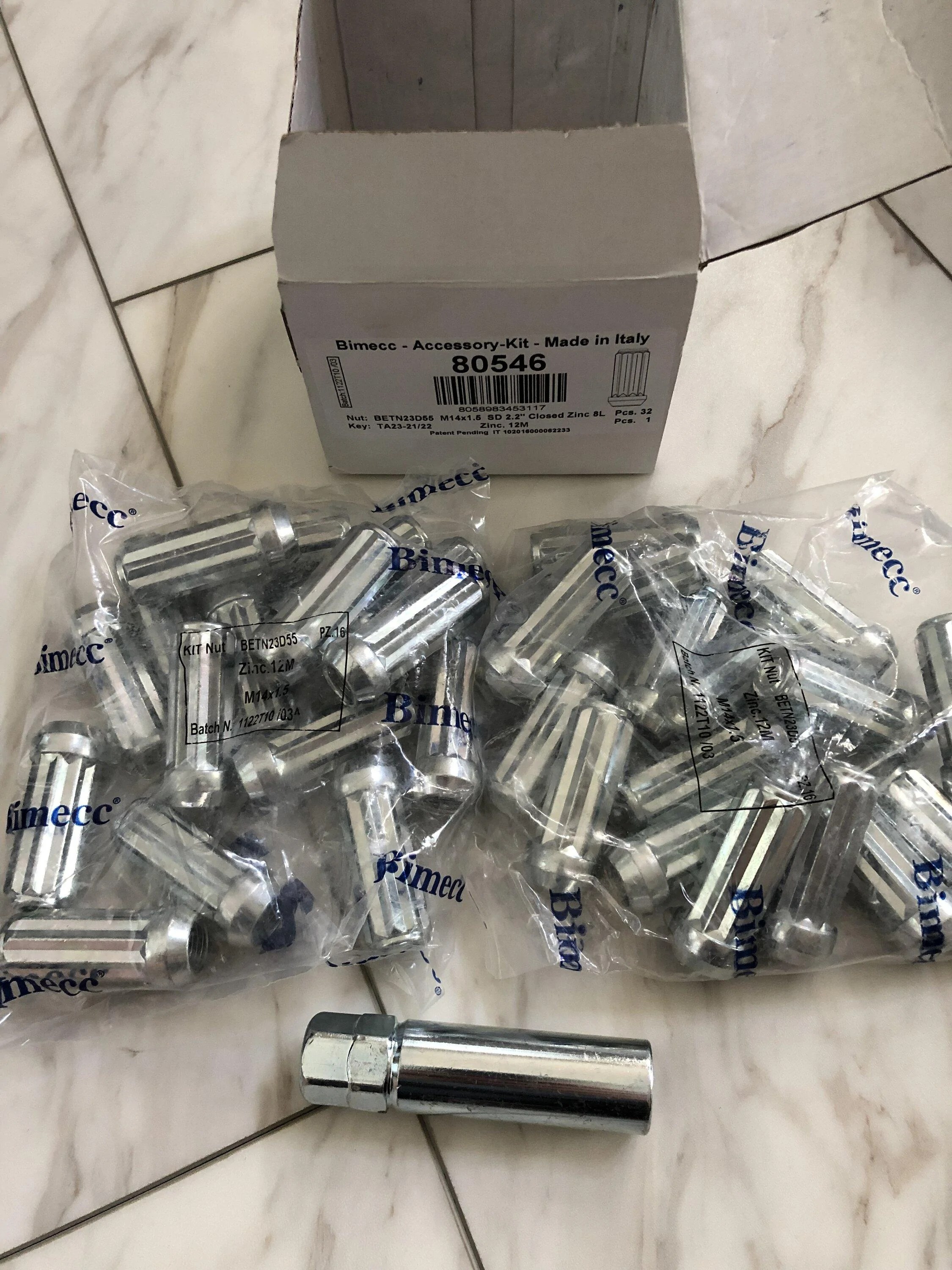 California FS M14x1.5 Chrome Lug Nuts, Conical seat, 6 spline 2016