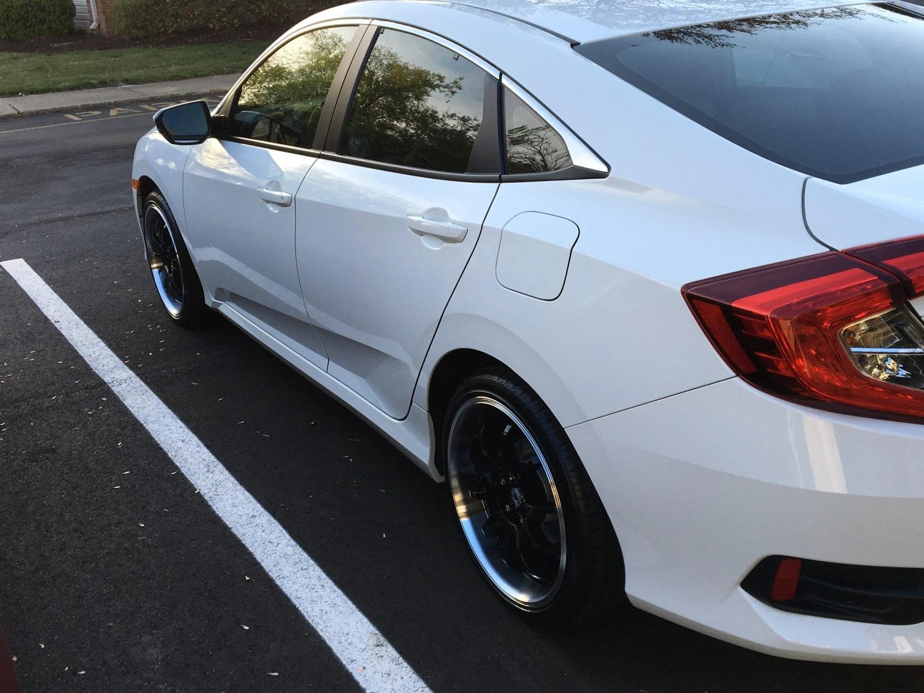 18x8+45 215/40/R18 Konig Lightning wheels 2016+ Honda Civic Forum