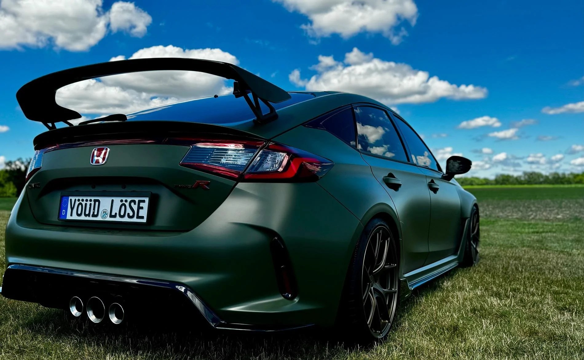 FL5 wrapped in Military Matte Green with Titan Ts5 Bronze Wheels