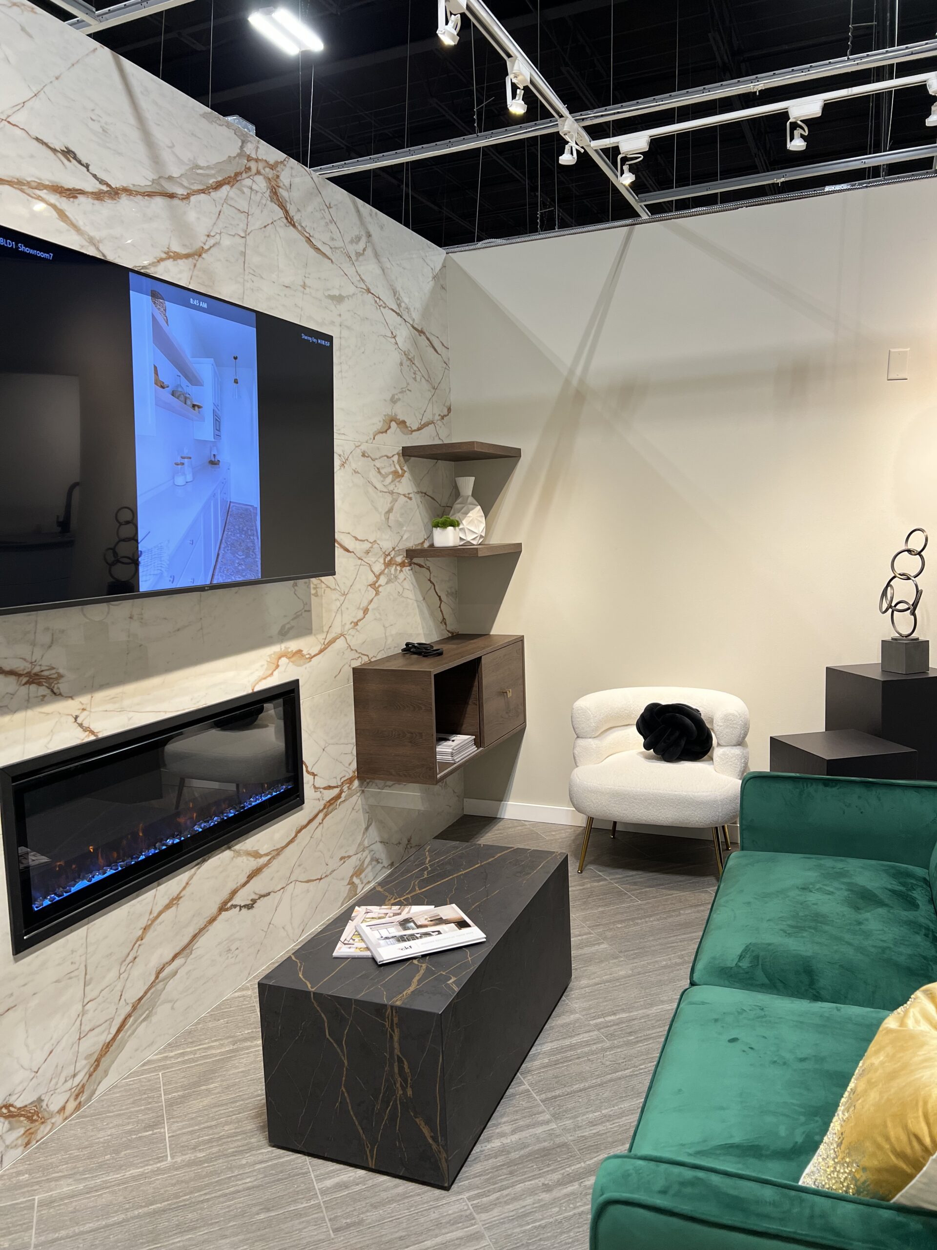 Omaha Furniture Gallery Display AE CKF