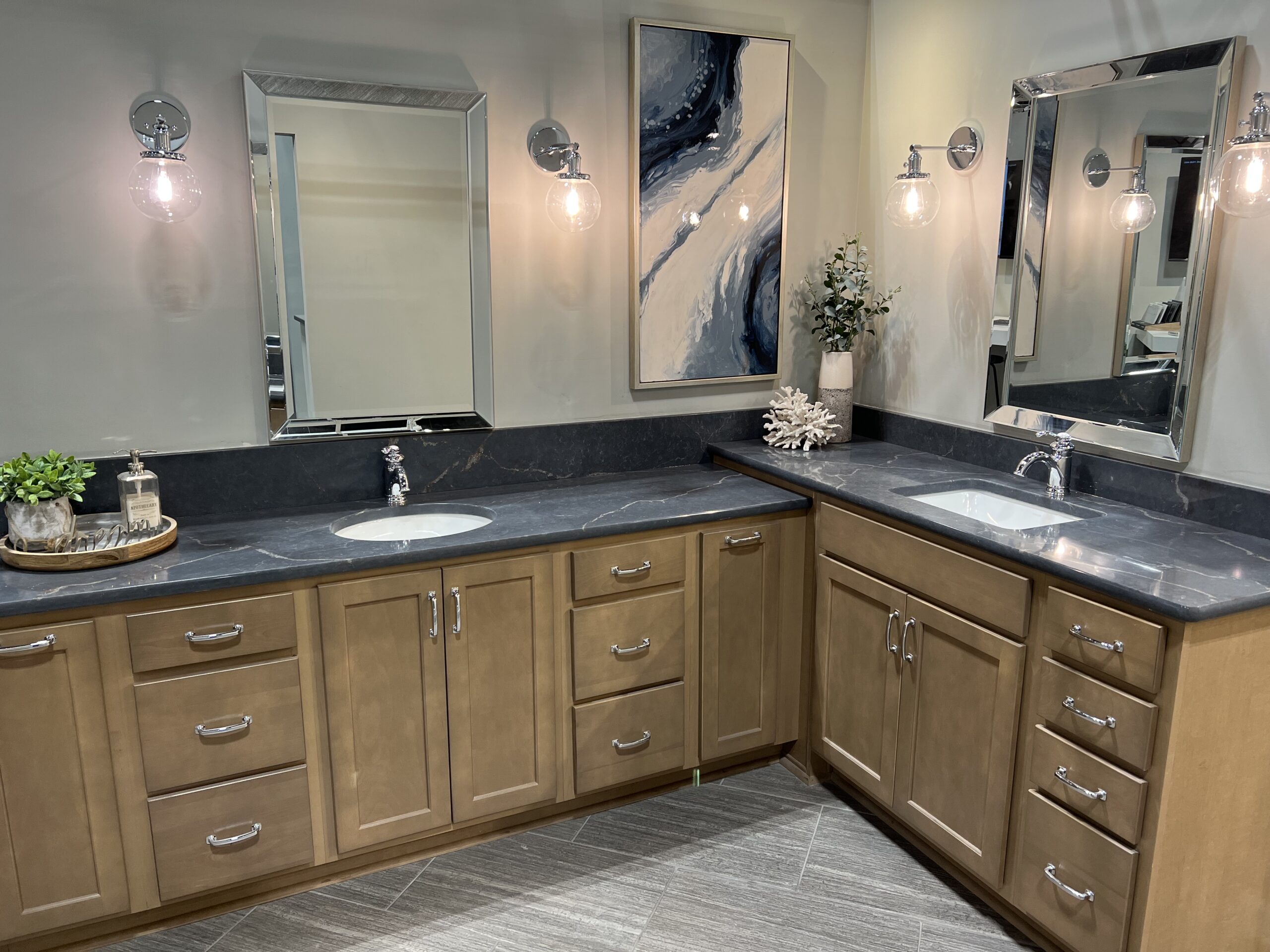 Omaha Aristokraft Bathroom Display AA CKF