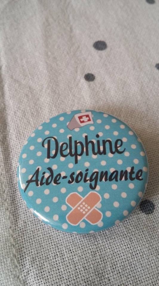 Badge prénom Aide Soignante ton bleu Clairon Création