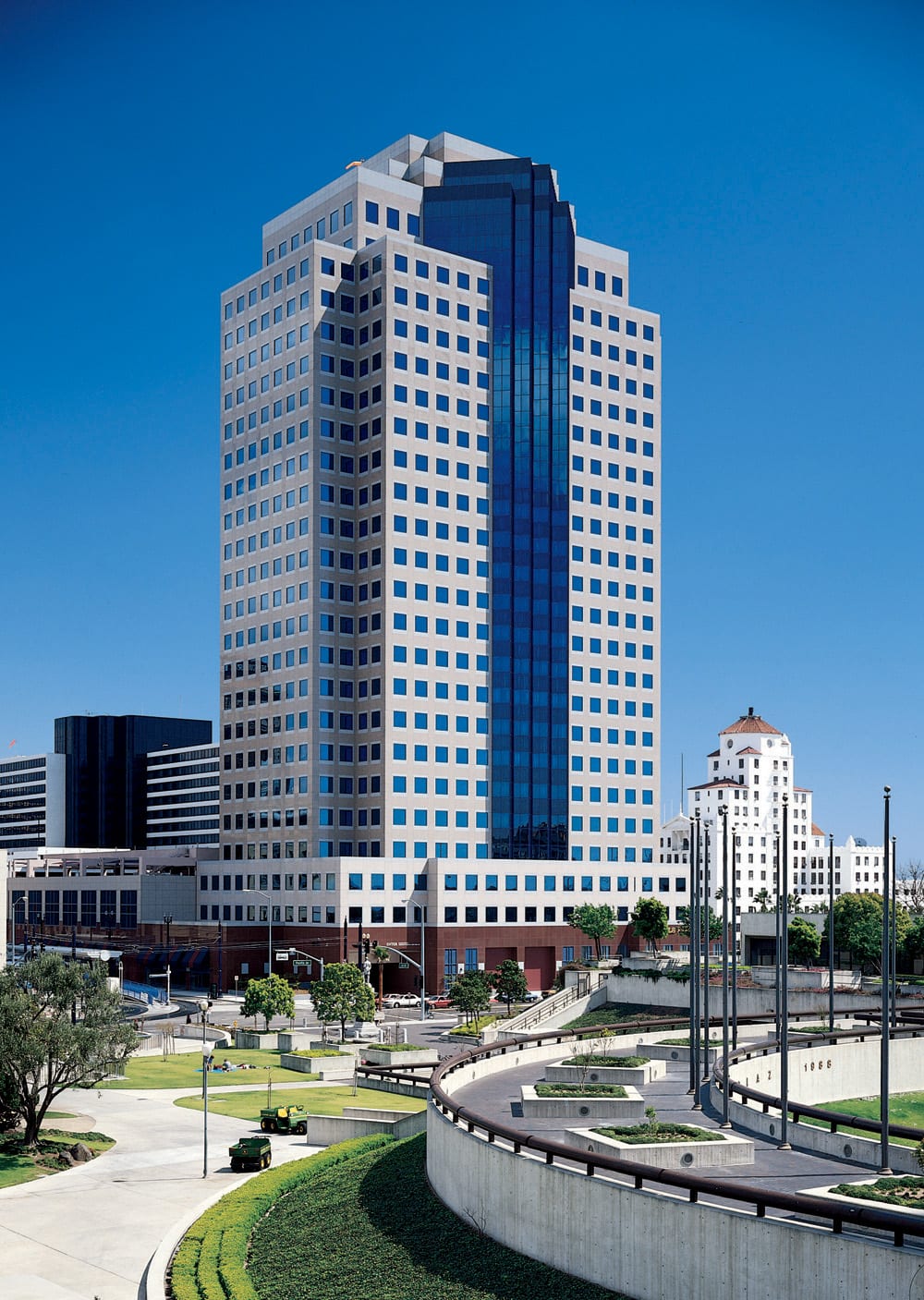 Landmark Square Clark Pacific