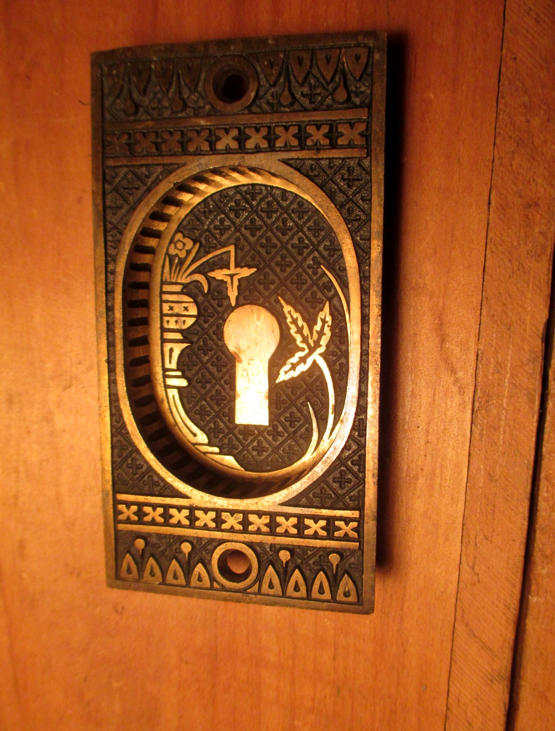 Broken Leaf Brass Pocket Door Pull Lockwood Hardware BL021 Classic