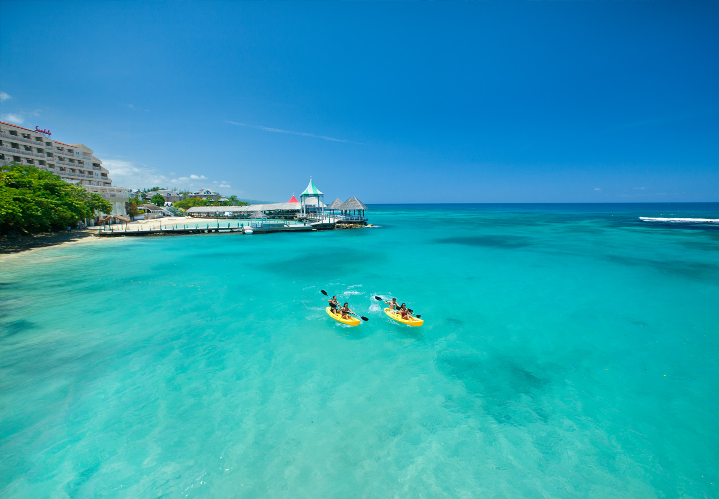 Classic Resorts Sandals Grande Riviera Beach & Villa Golf Resort