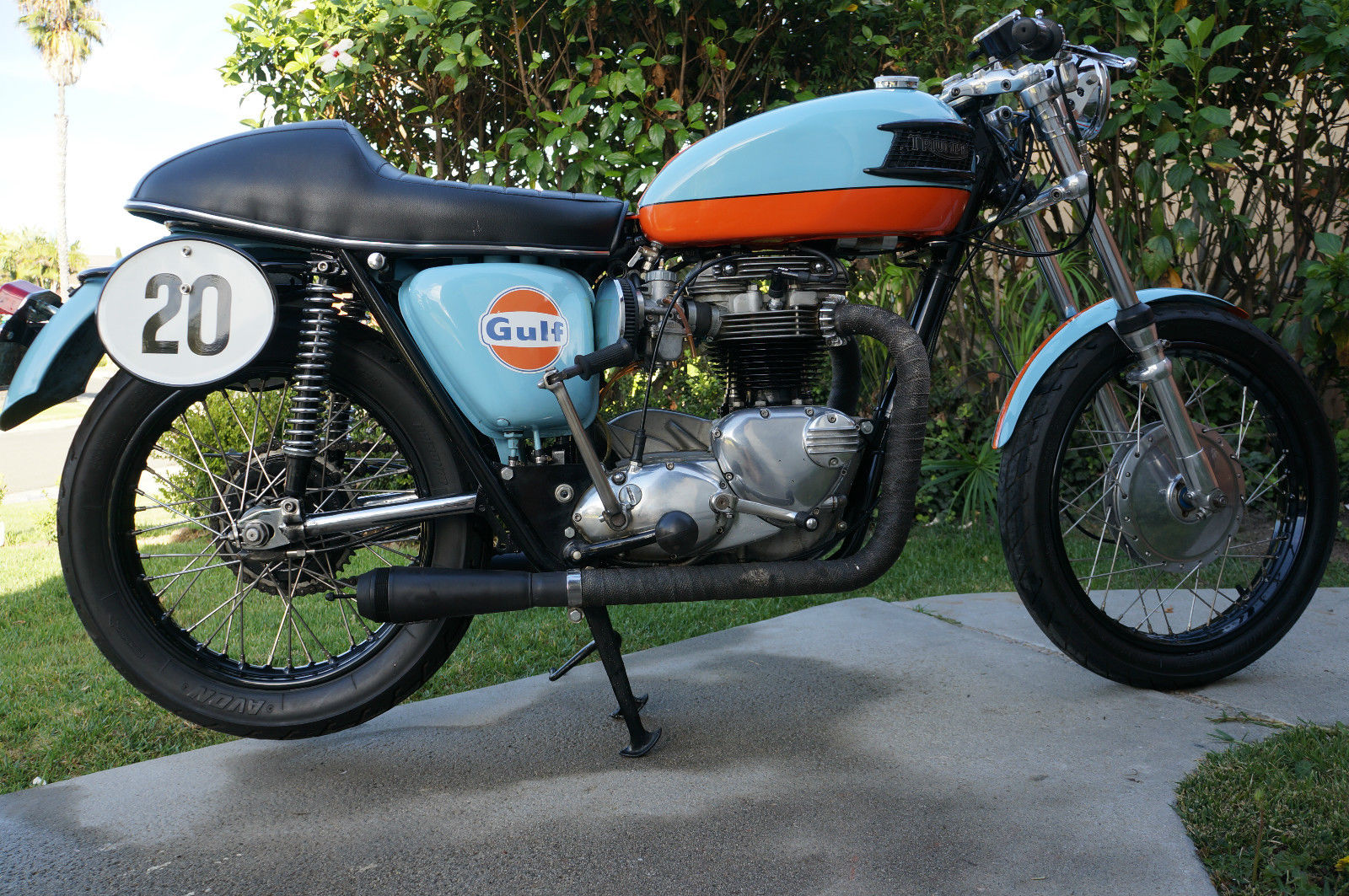 Steve McQueen Tribute 1964 Triumph TR6C Trophy for Sale Classic