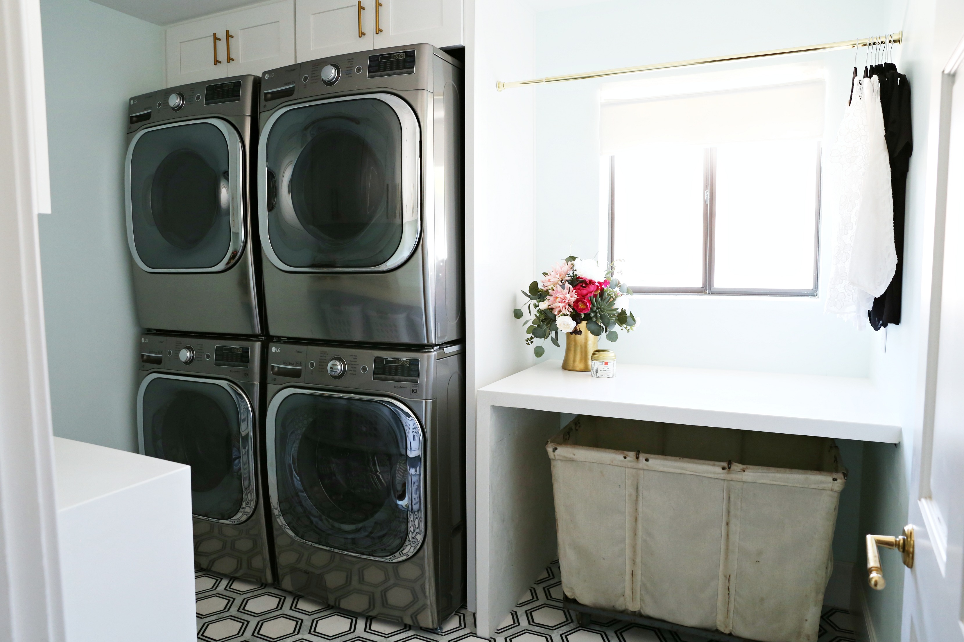 Modern Ranch Reno Laundry Room Part 2 Appliances Classy Clutter