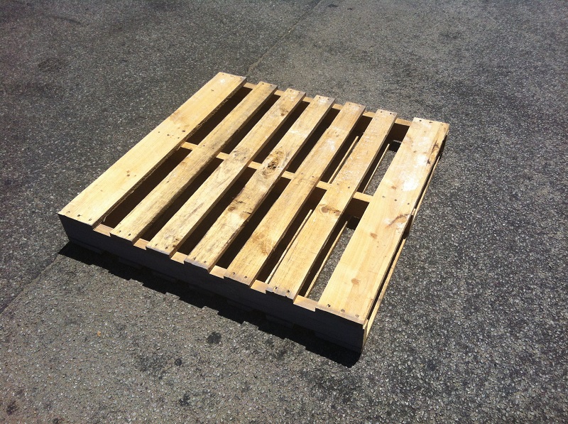 New Pine Pallets Heat Treated Clean Drum
