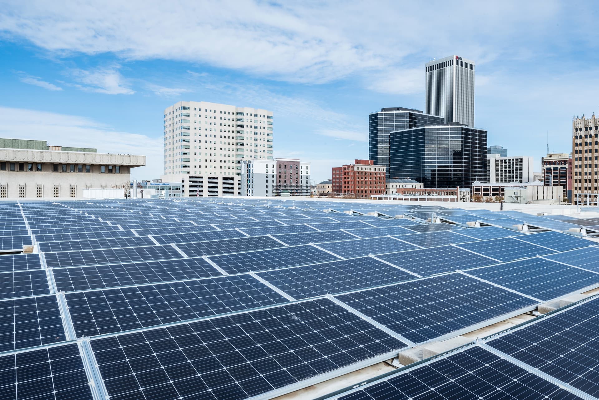 Bringing the Benefits of Solar+Storage to Communities A