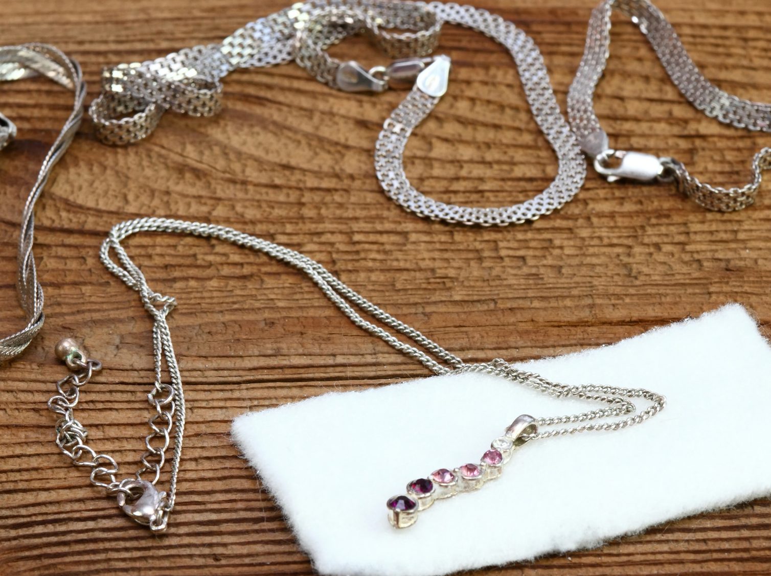 How to Clean Silver Necklace Cleaning Basic