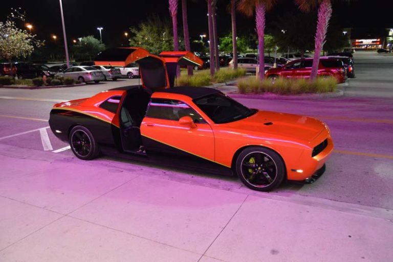 Challenger SRT8 Limousine with Automatic Jet doors!