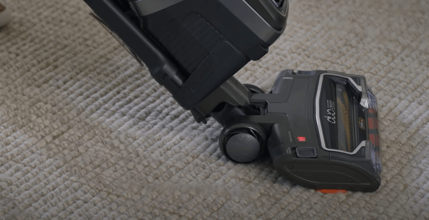 Shark Vacuum Brush Roll Indicator Light Not On What Should I Do?