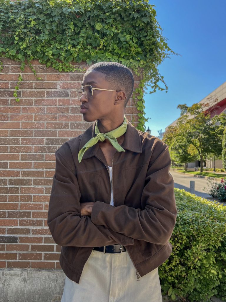 Eyeglass styles 20222023 trends for men and women Clearly