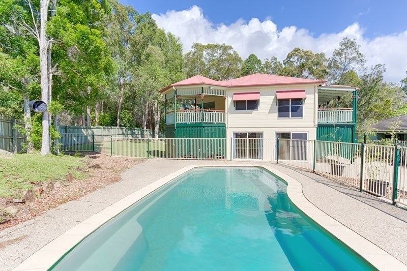 Stunning Queenslander in Sought After Location Clever Property