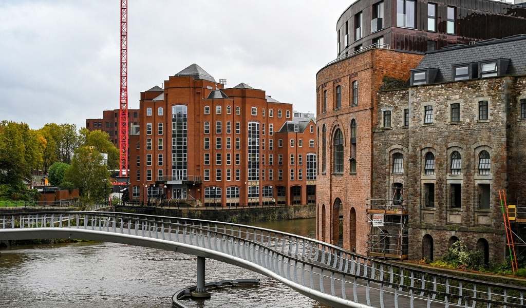City breaks to Bristol include direct flights and hotels in the city