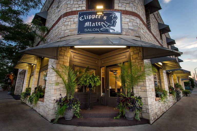 Contact our Sturgeon Bay Salon Clipper's Mate Salon