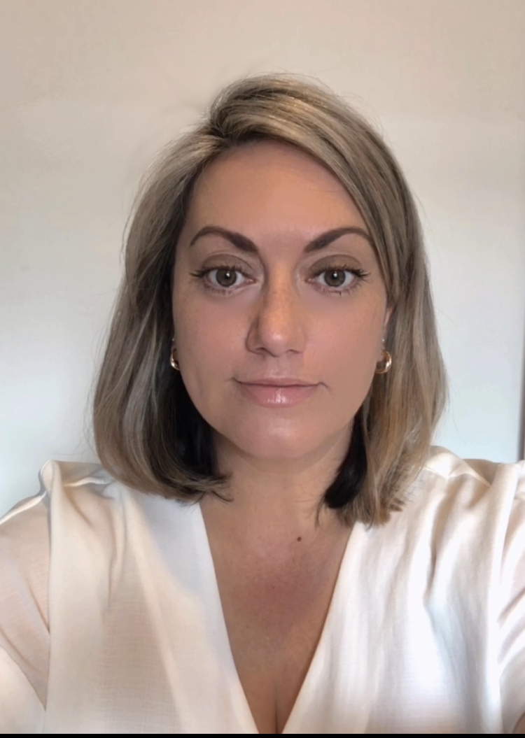 Kerri Murphy CLL Service & Solutions