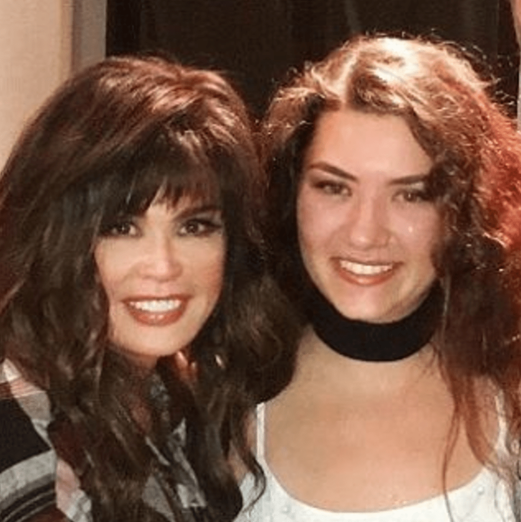 Marie Osmond's Kids Meet the Singer's Children and Family(020)