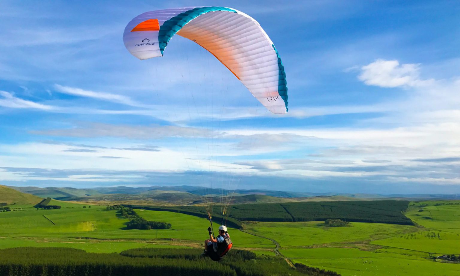 ABOUT CLOUDBUSTERS Cloudbusters Paragliding & Paramotoring Centre