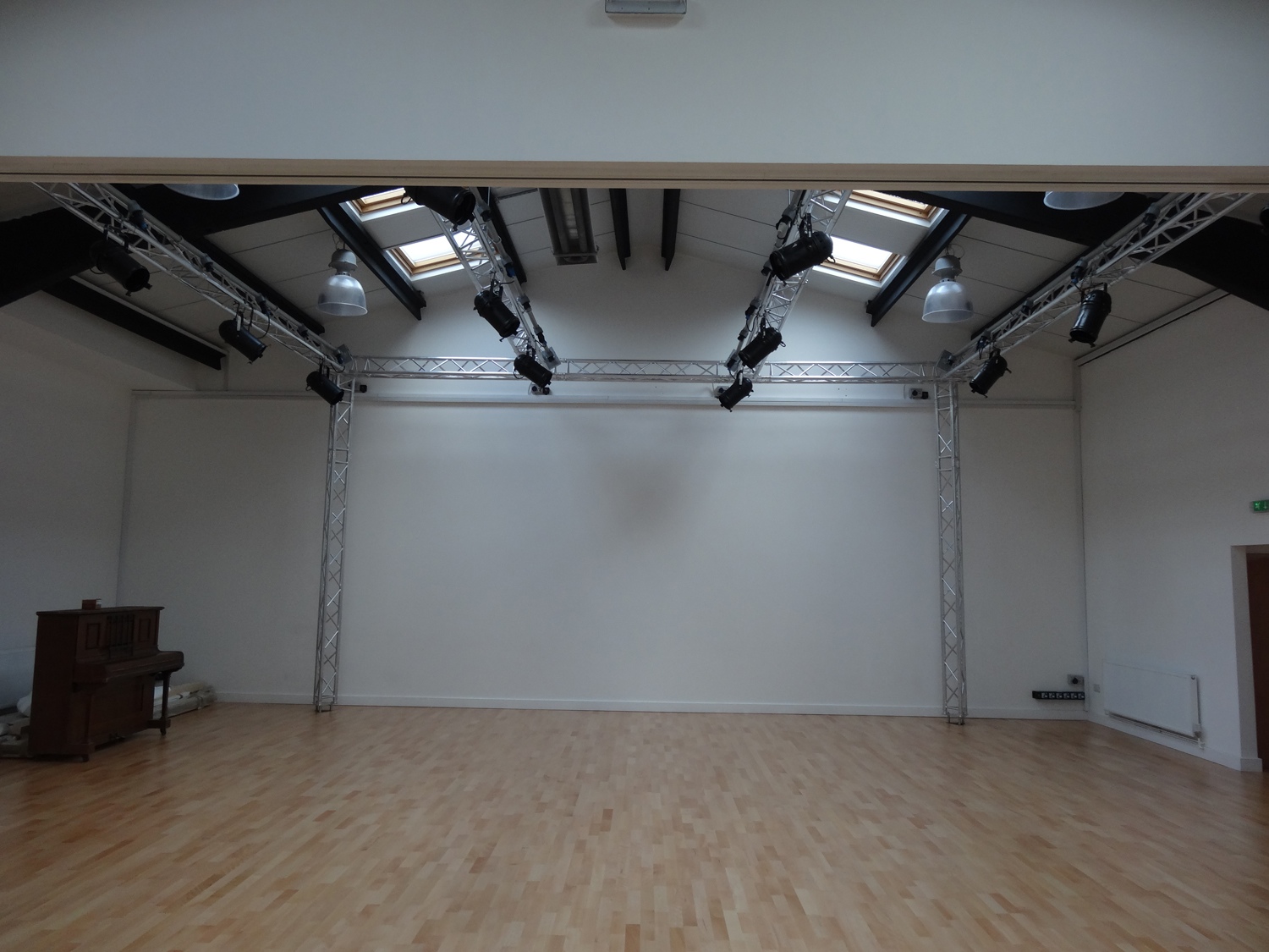 Dance Studio Installation Rigging Equipment & Lighting UK Cloud