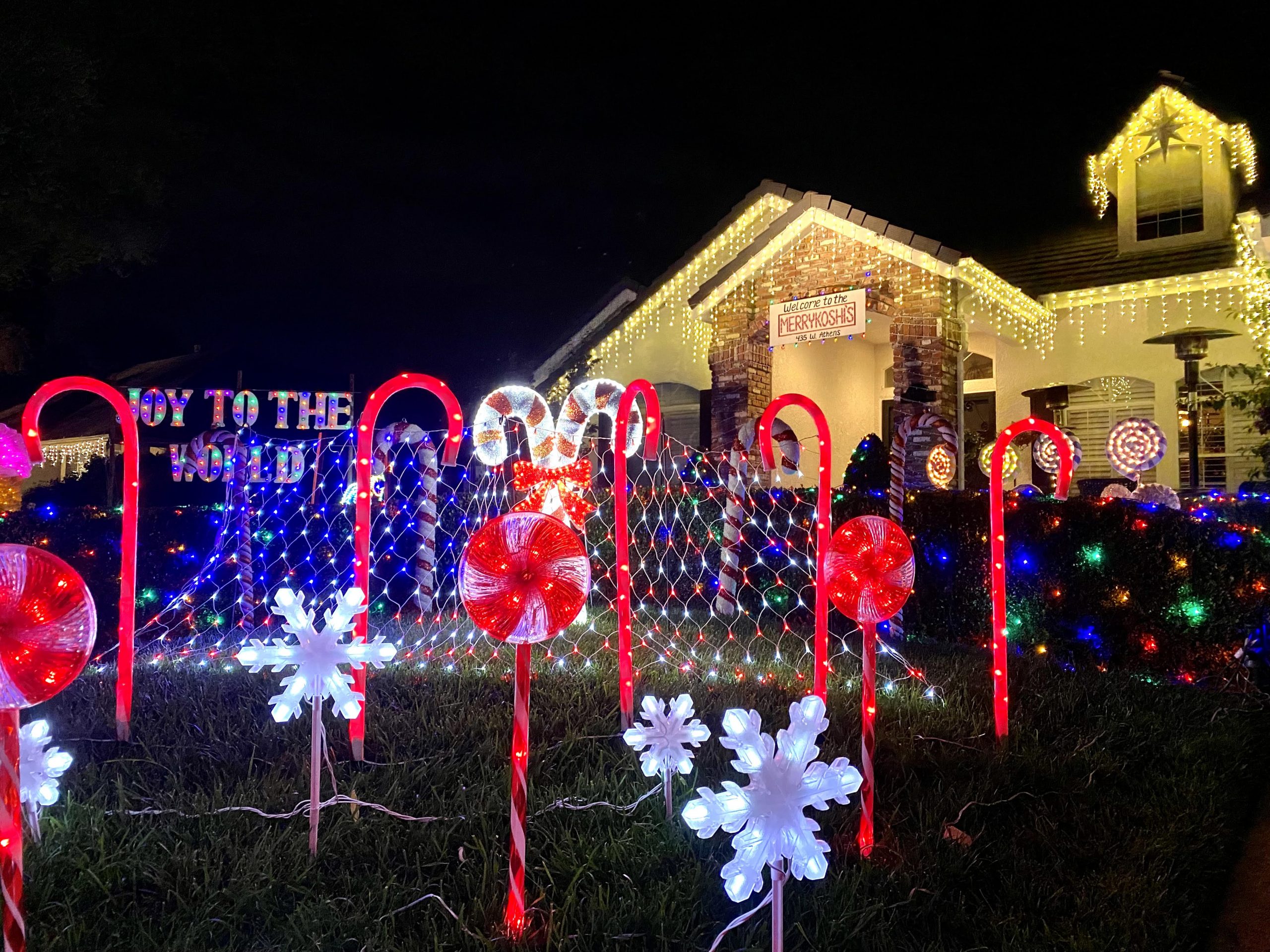 Christmas In Clovis Ca 2022 Christmas Light Show Review | Clovis Roundup