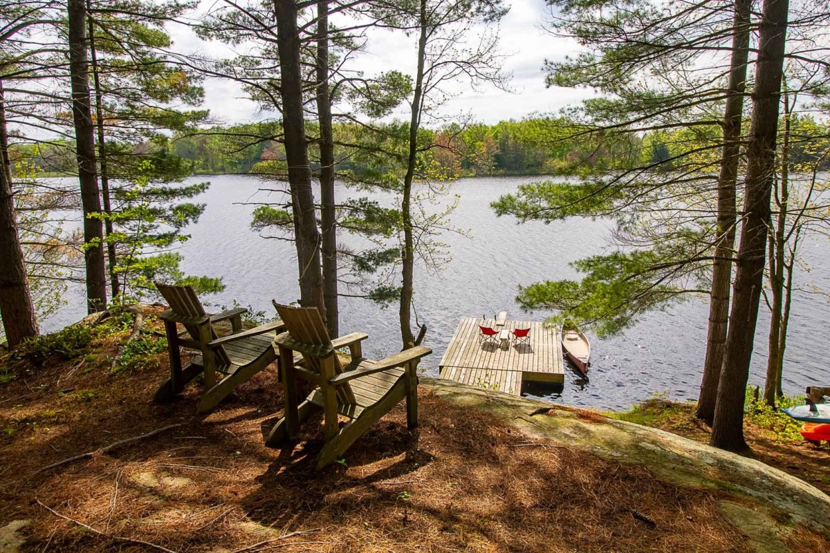 Oconto Lake Retreat Sharbot Lake, ON CottageLINK Rental Management