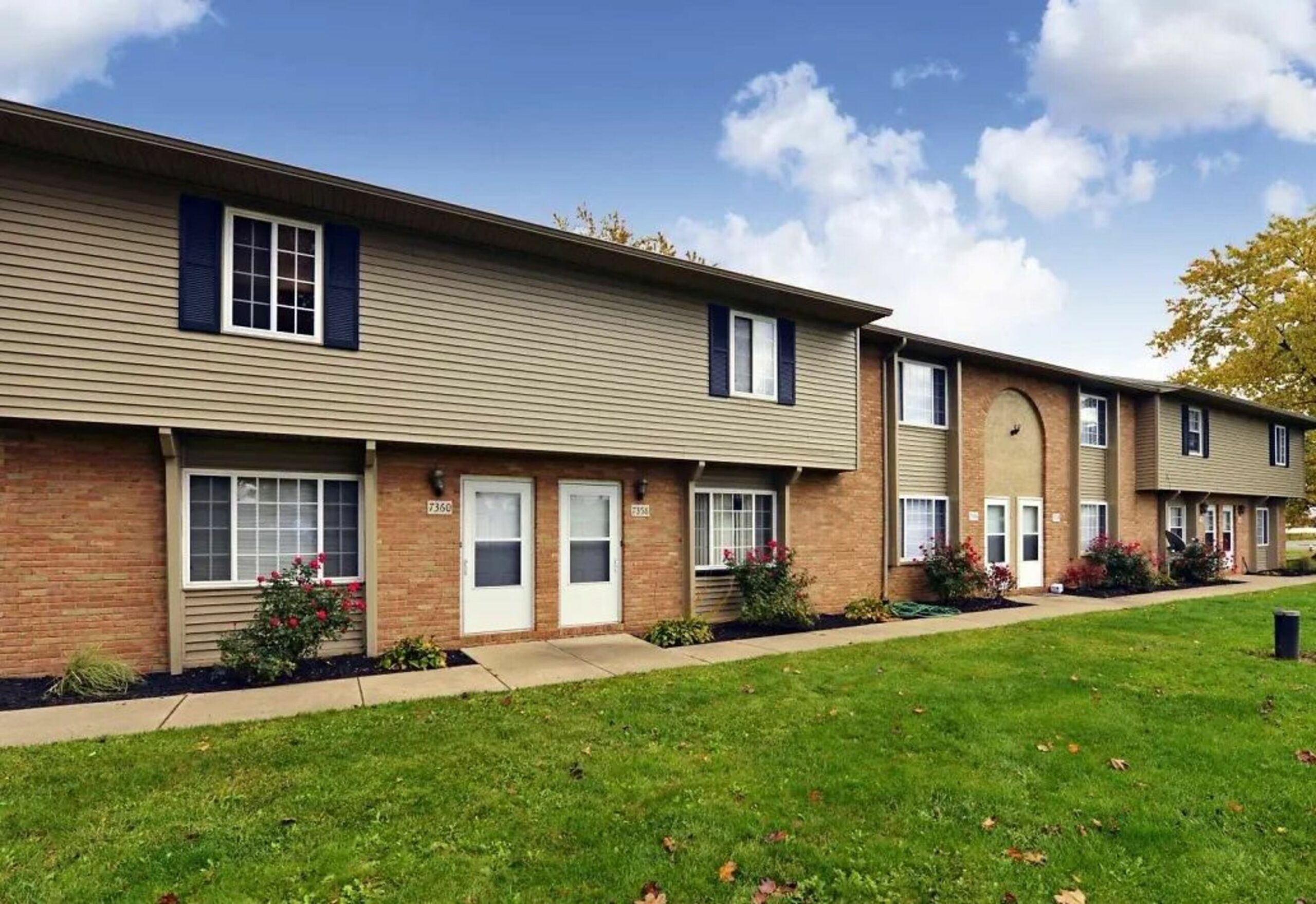 Maple Wayview Apartments Cornerstone Managed Properties