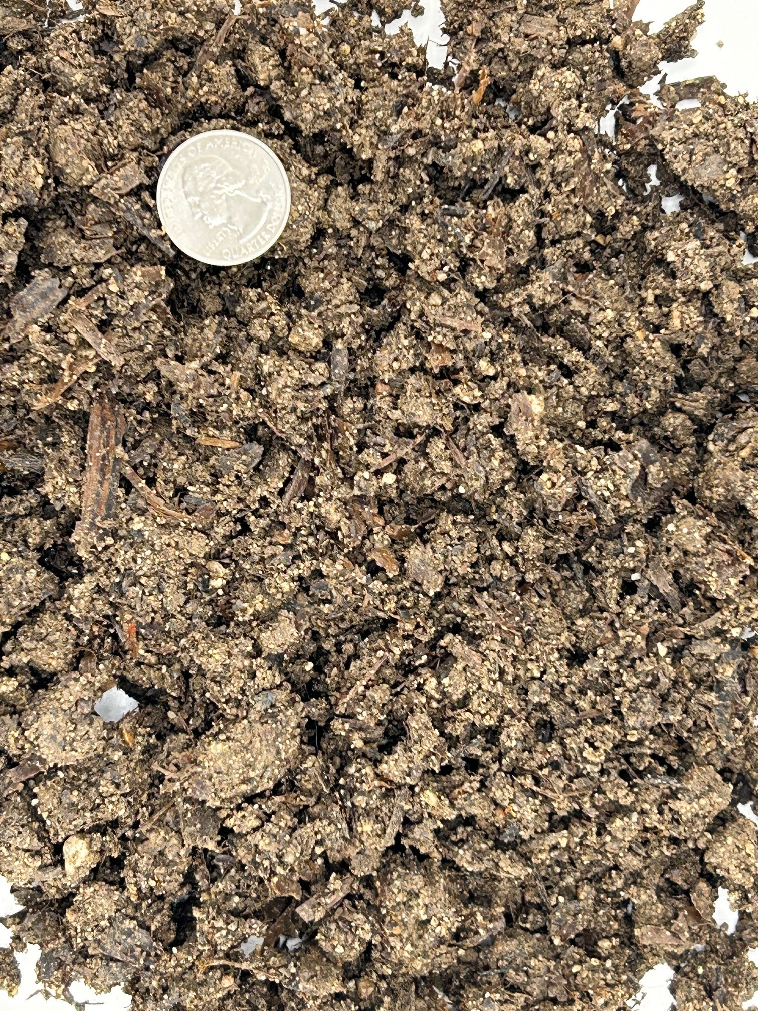 C&M Topsoil (818) 8995485