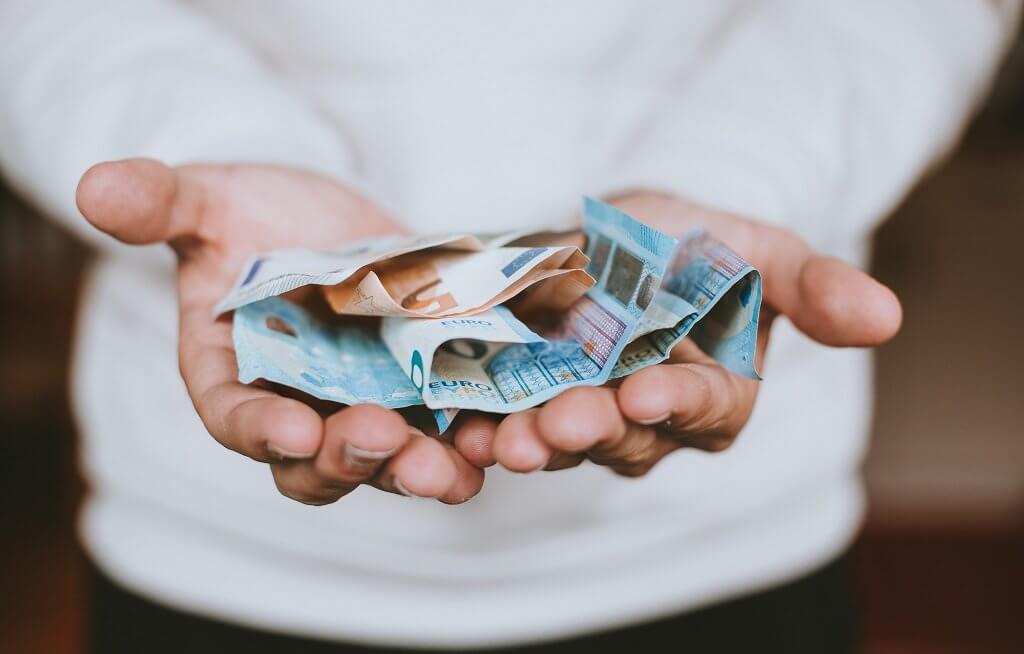 Quel salaire net pour emprunter 200 000 euros ? CN Blog