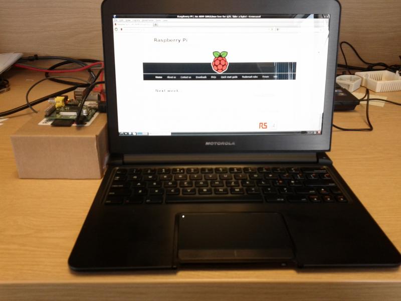 Make Your Own Raspberry Pi Laptop With a Motorola Lapdock