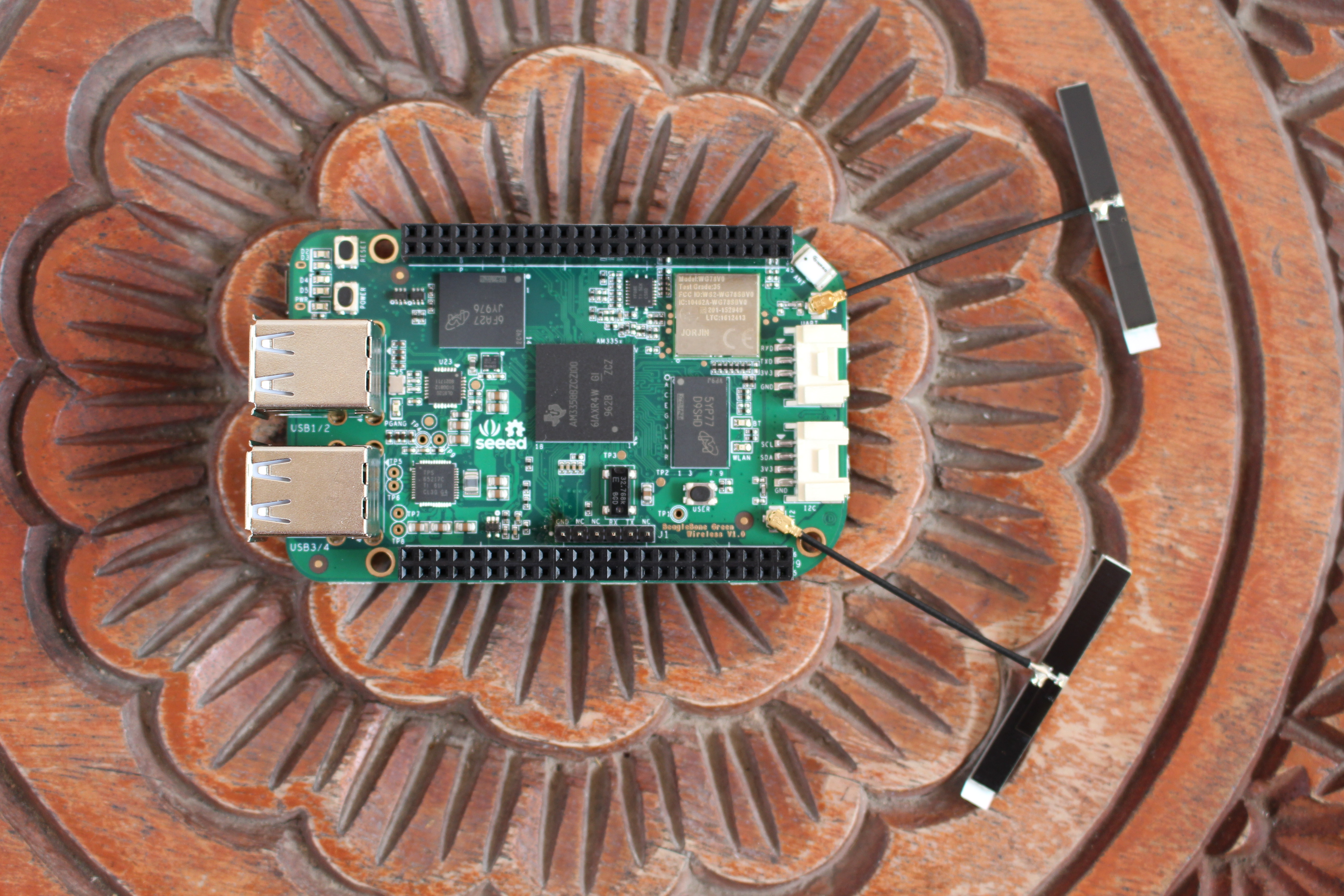 44.90 BeagleBone Green Wireless Board Adds 802.11n WiFi & Bluetooth 4.