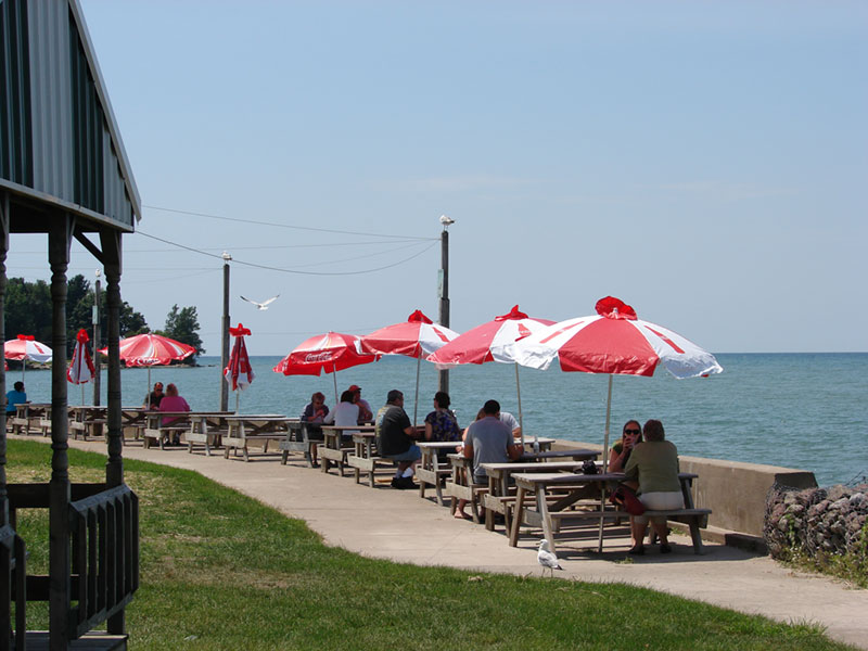 Dining Along the Seaway Trail Summer Guide