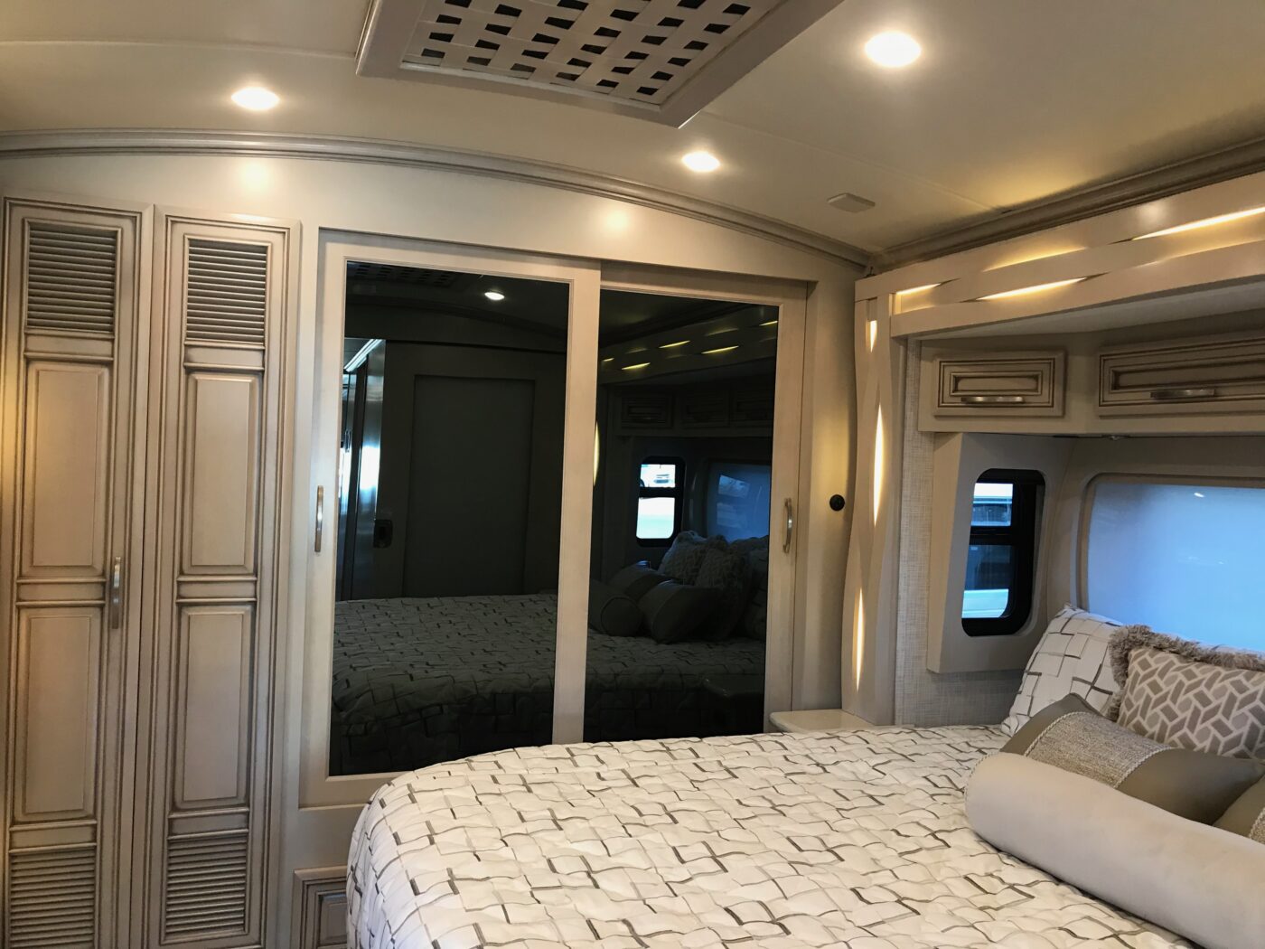 2021 35FT Newmar New Aire For Sale In Aguanga, California Coach Viewer