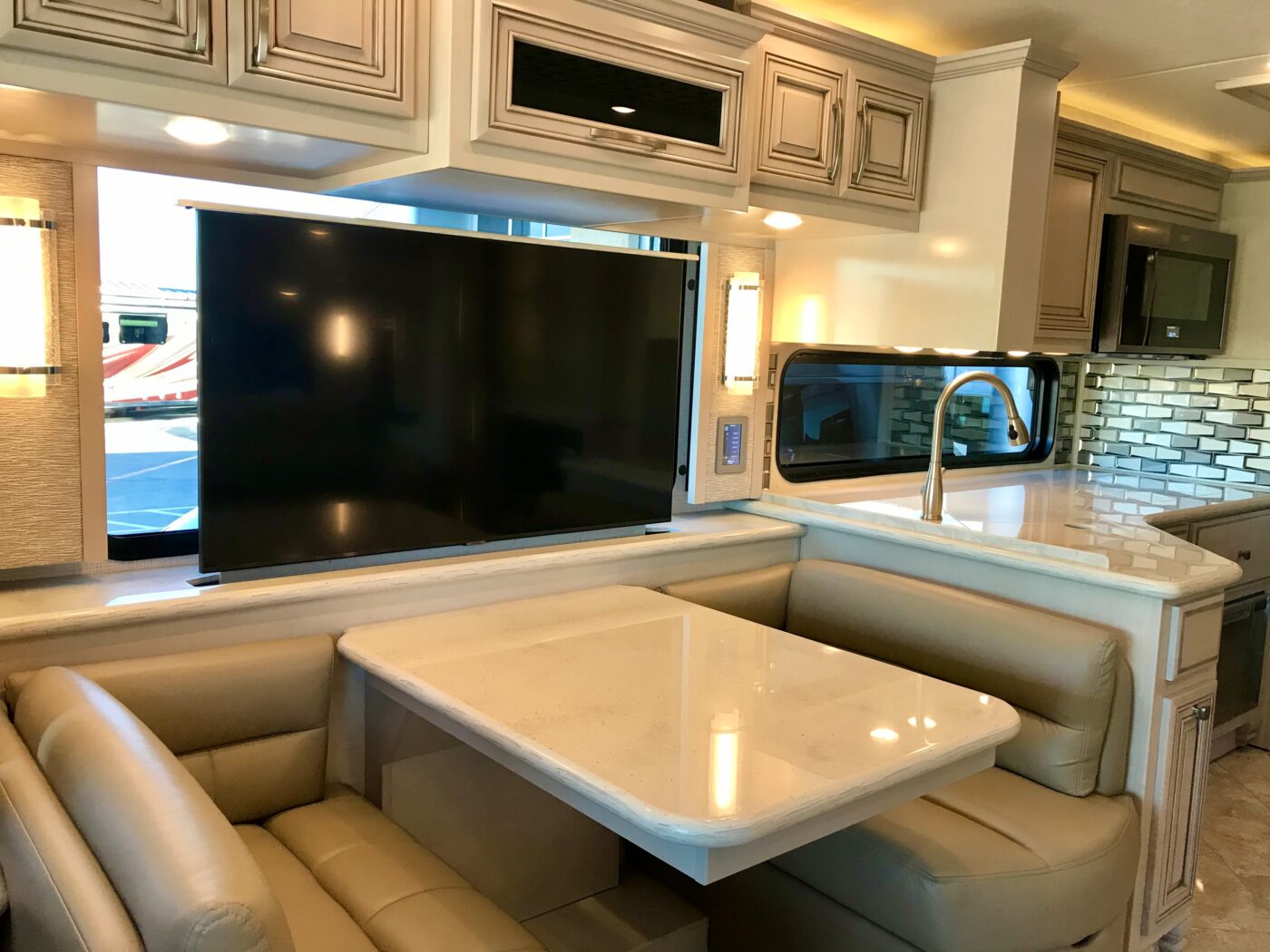 2021 35FT Newmar New Aire For Sale In Aguanga, California Coach Viewer