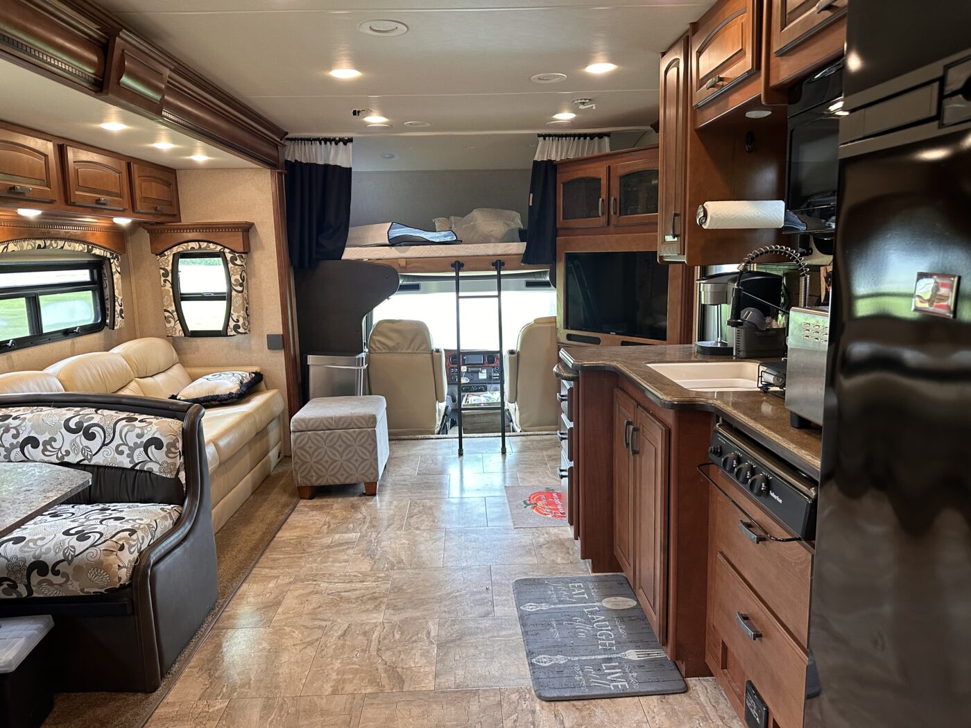 2015 39FT Jayco Seneca 37HJ For Sale In London, Ohio Coach Viewer