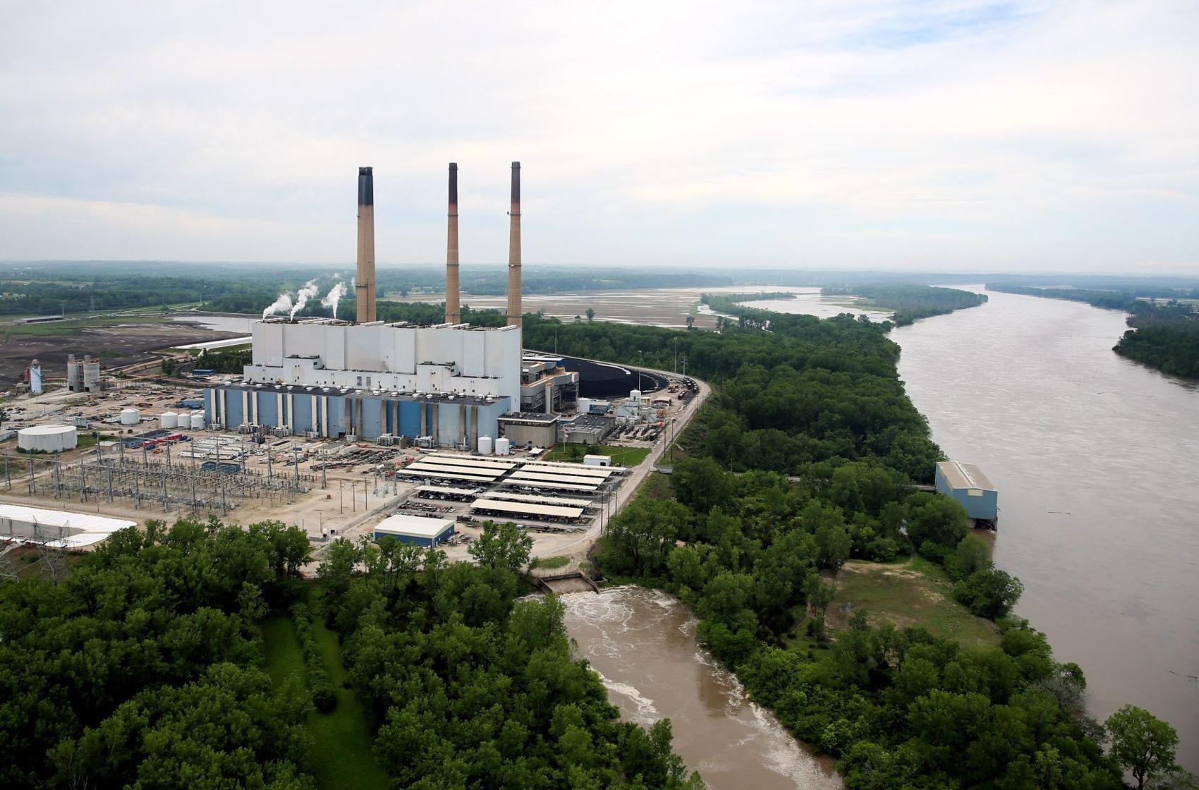 Coal Zoom Missouri Critics Say Ameren Has Made Up Its Mind to Leave