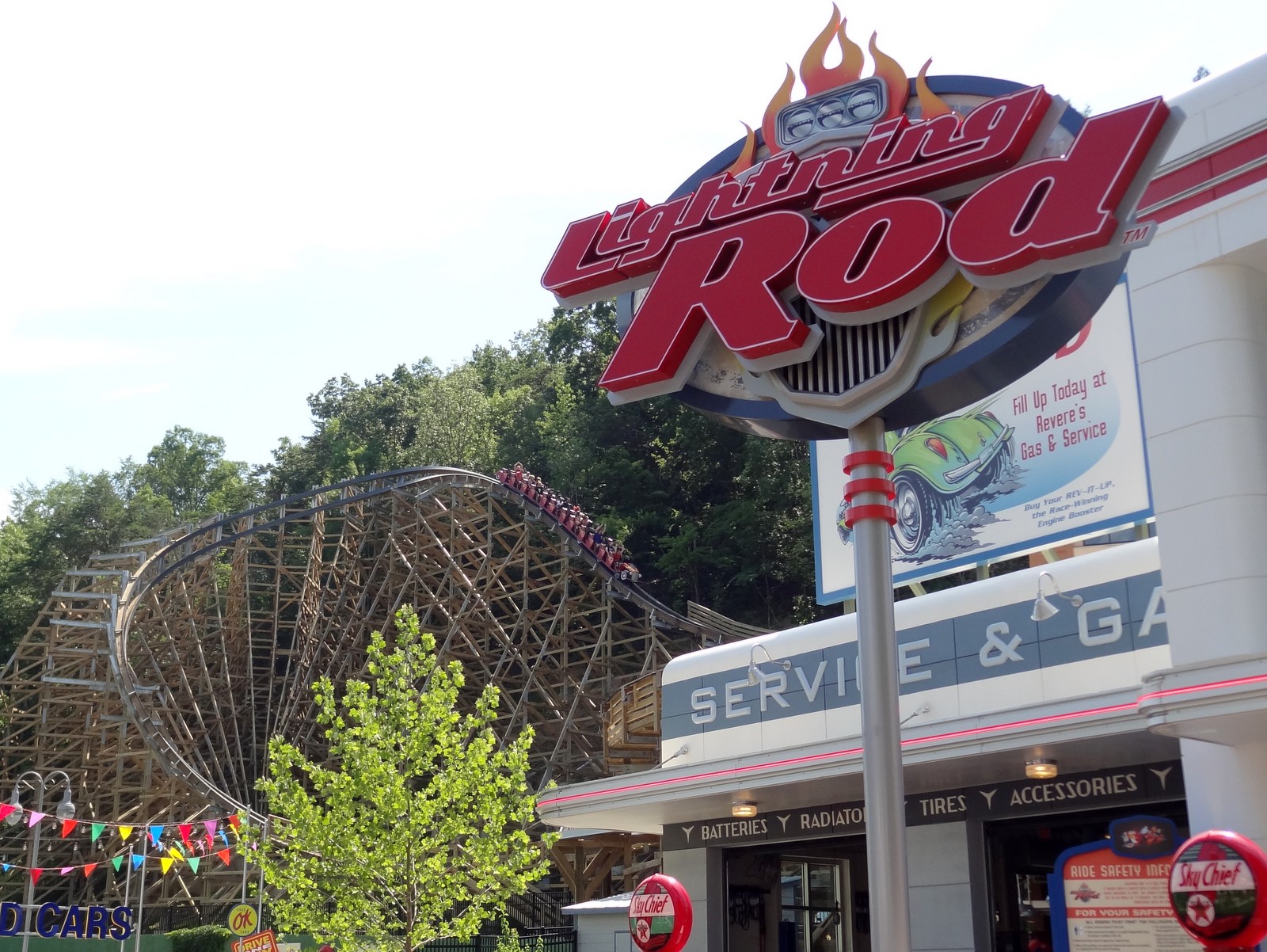 Lightning Rod Review Dollywood Launched Wooden Coaster Coaster101