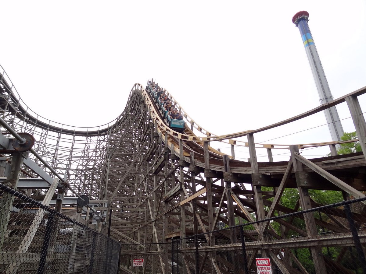 Kings Dominion Announces Snoopy Rides and More for 2017 Coaster101