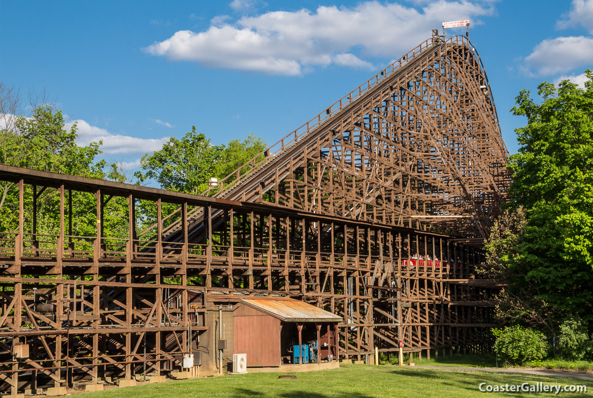 World's longest wood coaster