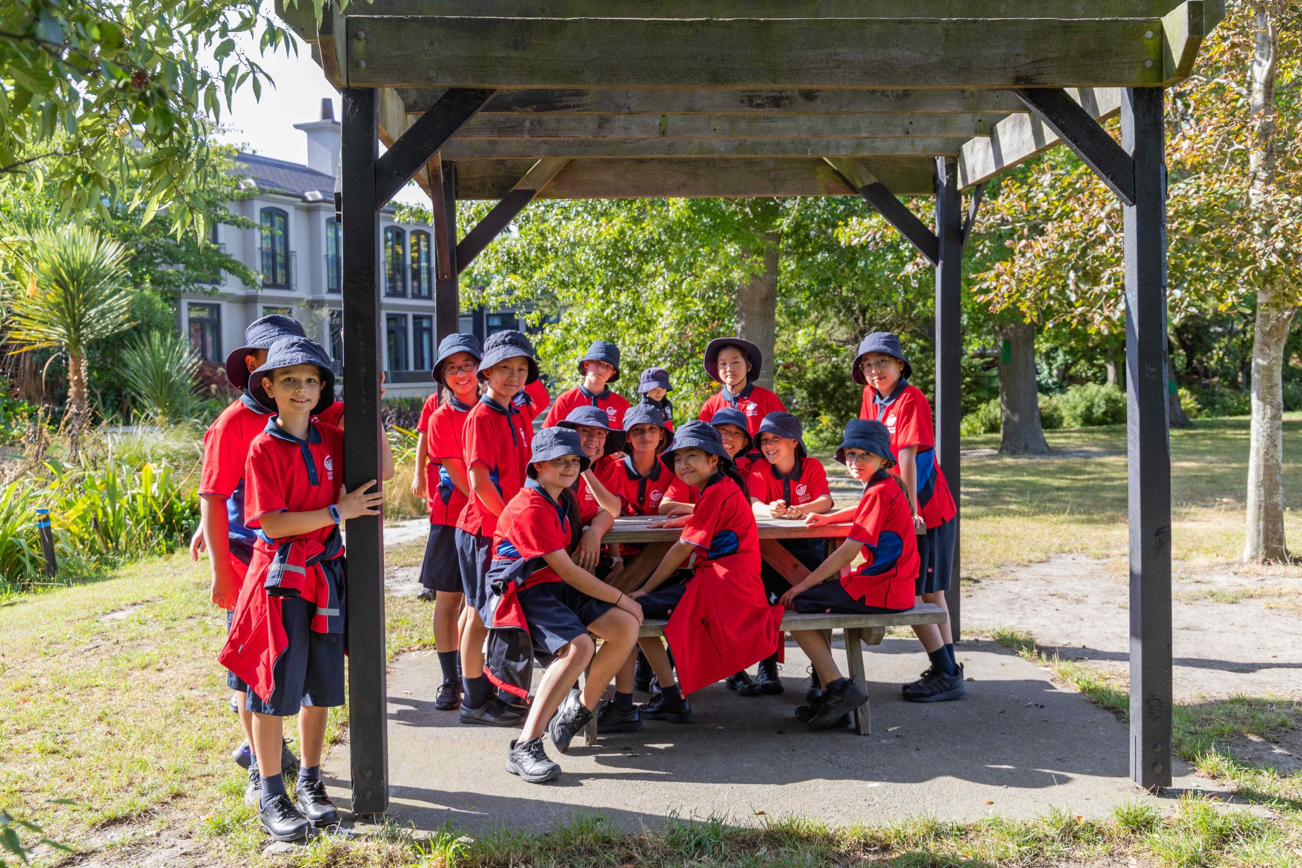 Hapori Whānui Our Community & BOT Cobham Intermediate