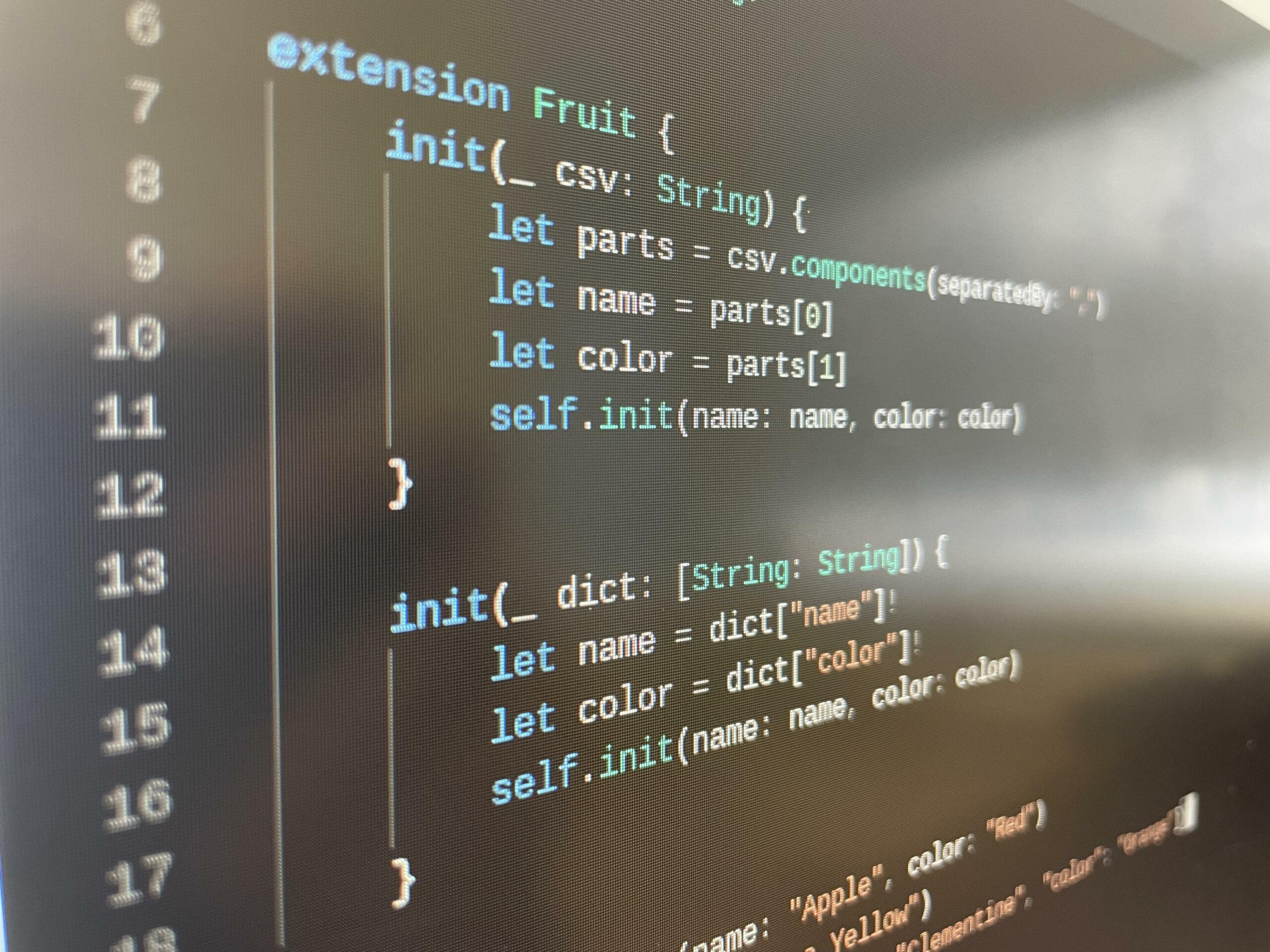 Swift Multiple Init Methods Convenience Init