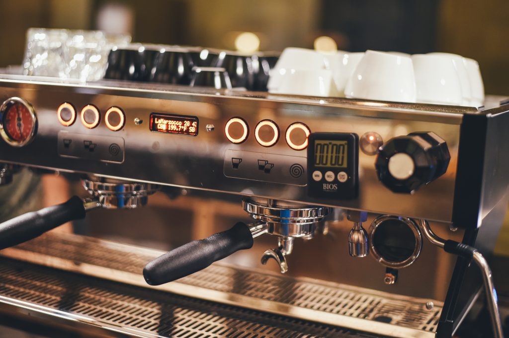 5 Best Coffee Making Machines For Your Coffee Shop