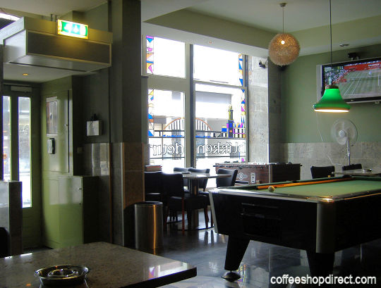De Blikken Deur, Deventer - Amsterdam Coffeeshop Directory