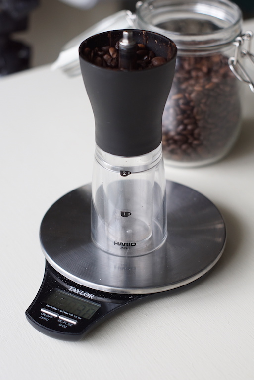 5 Best Vacuum Coffee Makers (Plus How To Use One!)