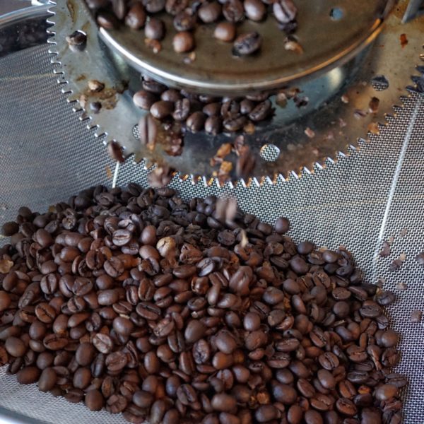 How To Roast Coffee At Home (7 Step Guide!) CoffeeSphere
