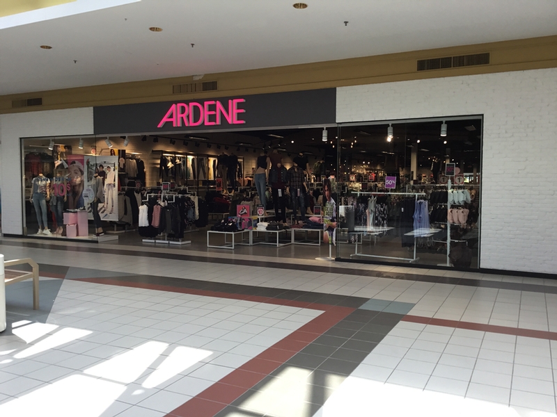 GRANDE PLACE DES BOIS FRANCS Commercial center in Victoriaville