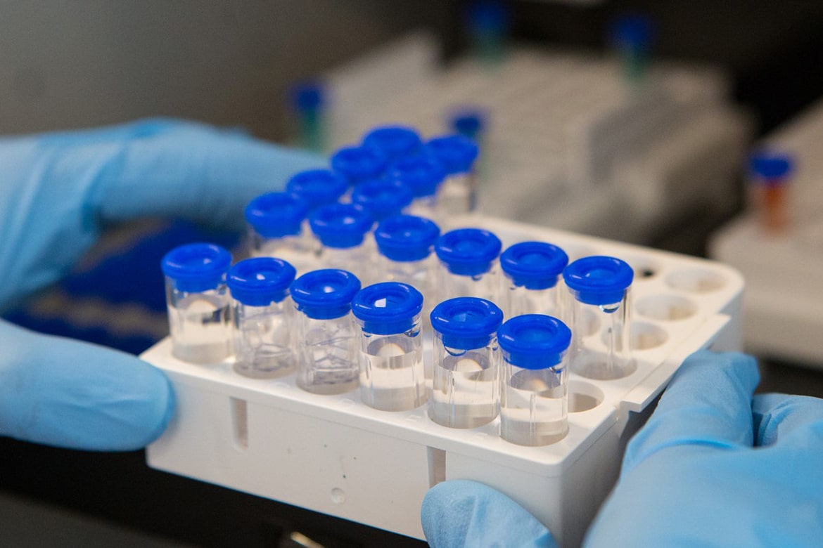 Top research reports for facebook, visa. PFE Up 4%, BNTX Up 10%, U.S. Govt to Pay $1.95B to Pfizer ...