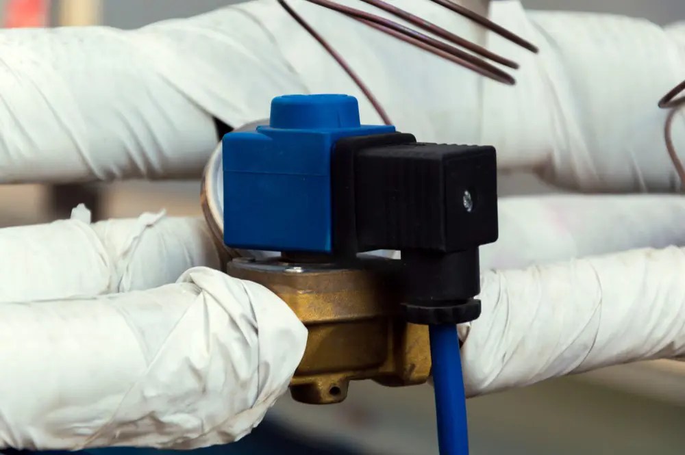 What Are Electronic Expansion Valves? ColdRite Solutions