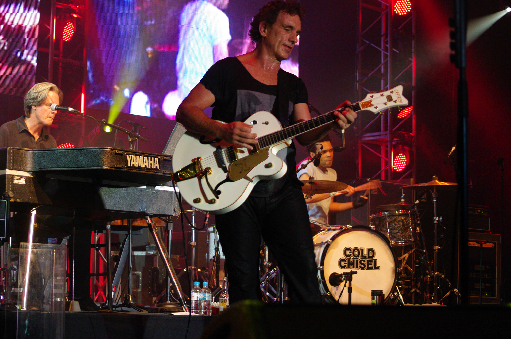 IAN MOSS GIVEN 'ALL CLEAR' Cold Chisel