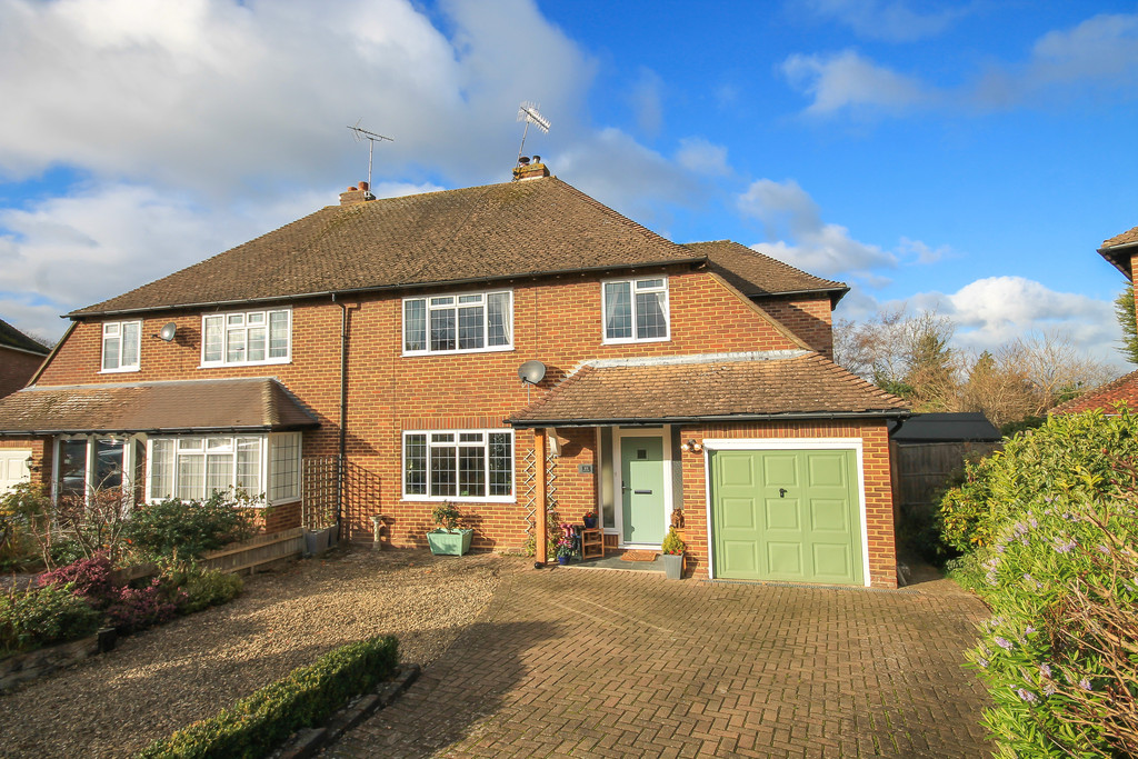 541 Cole's Estate Agents